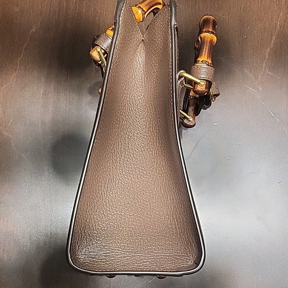 Gucci Diana NM Bamboo Handle Tote Jumbo GG Canvas Medium Brown - Picture 4 of 12